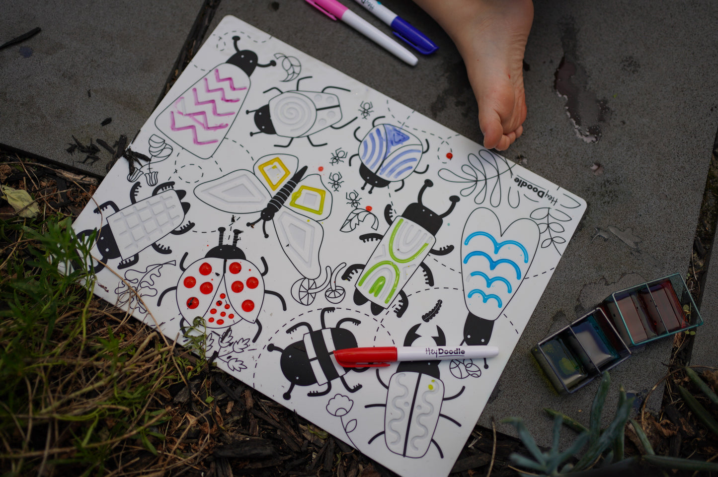 Busy Bugs Sensory Coloring & Doodle Mat