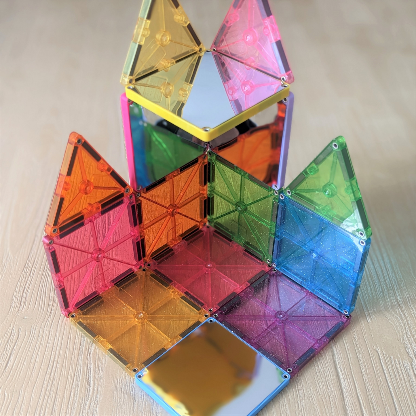 MAGNA-TILES® Stardust 15-Piece Set