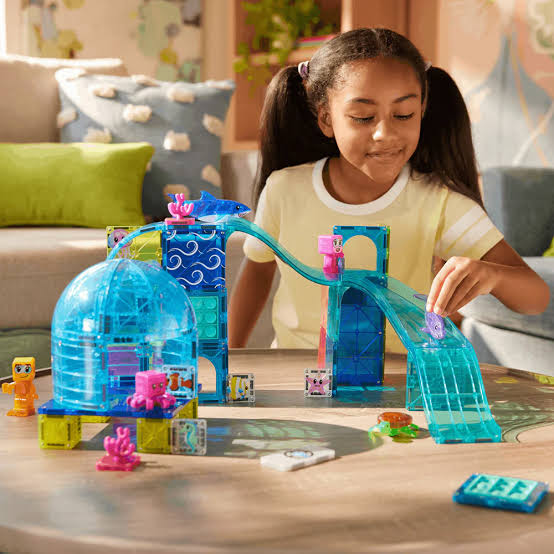 MAGNA-TILES® Undersea Adventure 58-Piece Set